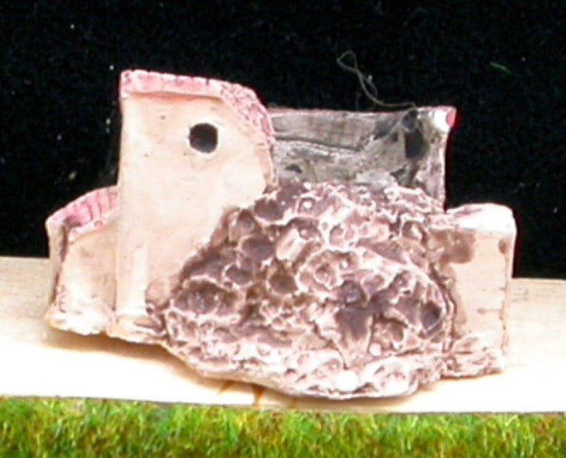 C11 Maison méditerranéenne avec appentis et escaliers ruinée