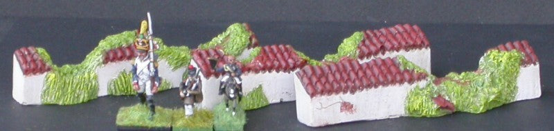 MUR12 3 murs bas droit tuilés ruinés