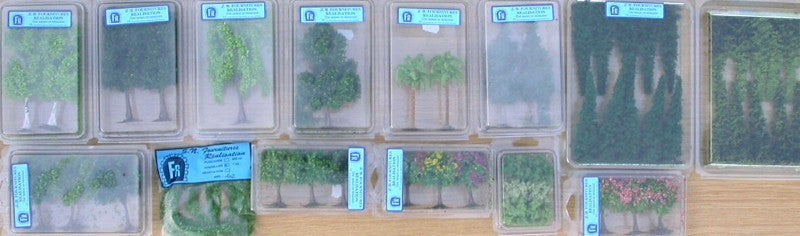 3 arbres fleuris de 6cm