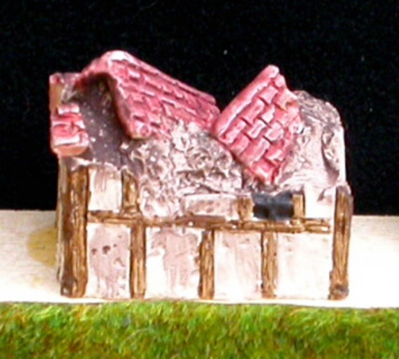 M11 Maison médiévale simple avec toit de tuiles ruinée