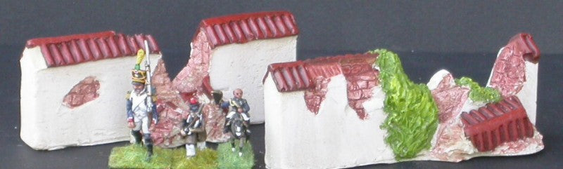 MUR8 2 grands murs droits tuilés ruinés