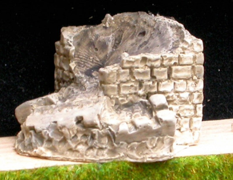 T4 Tour carrée en ruine