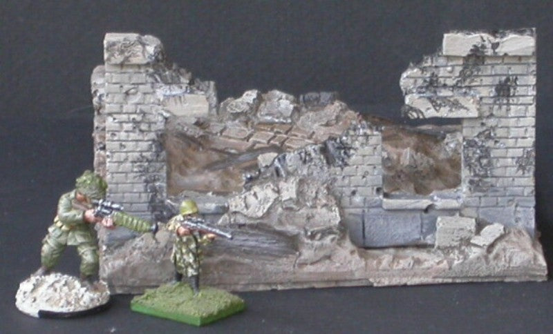 RUI9 Pan de maison ruiné